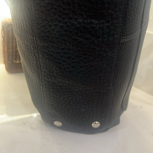 Coach Elegant Black pebble Leather Handbag w silver hardware - Picture 15 of 17